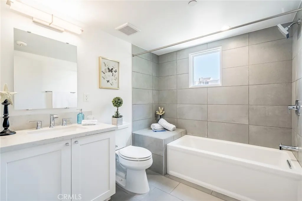 137 S Wilson Avenue 107