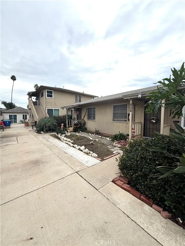 808 W 163rd