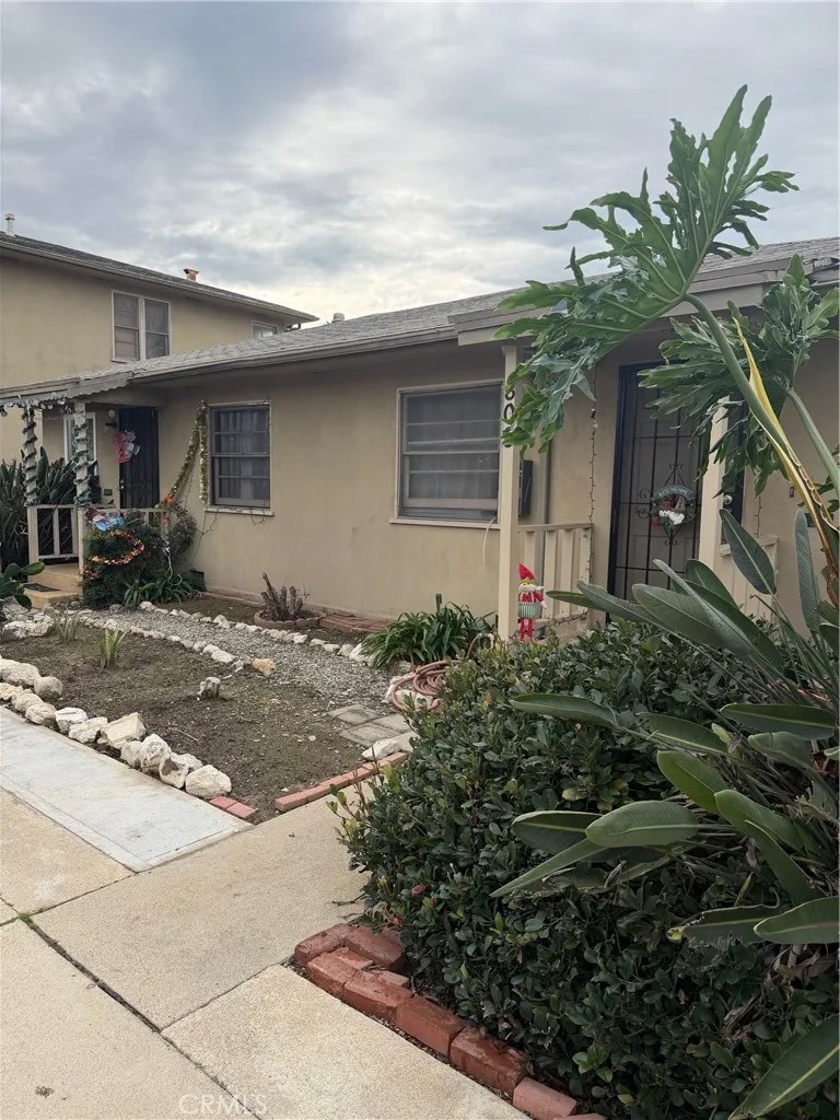 808 W 163rd