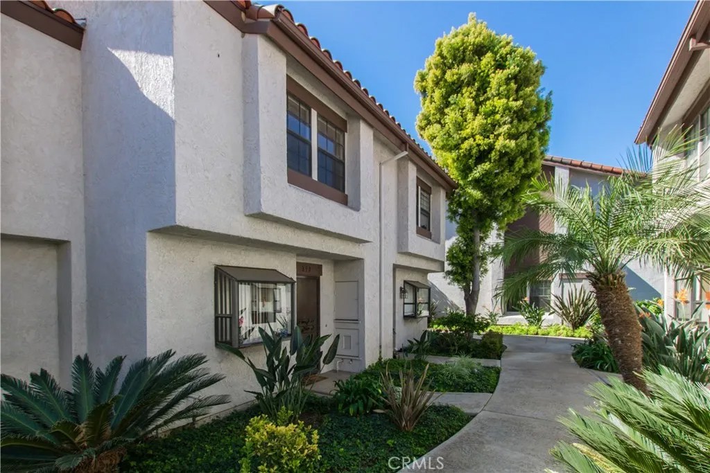 352 Molokai Drive