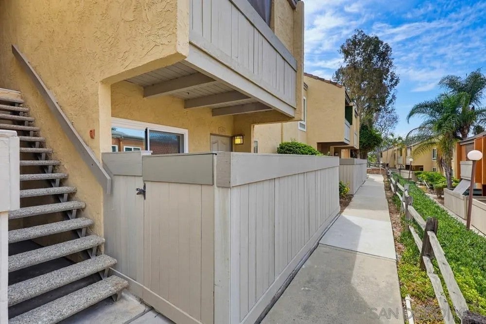 7747 Margerum Ave 126