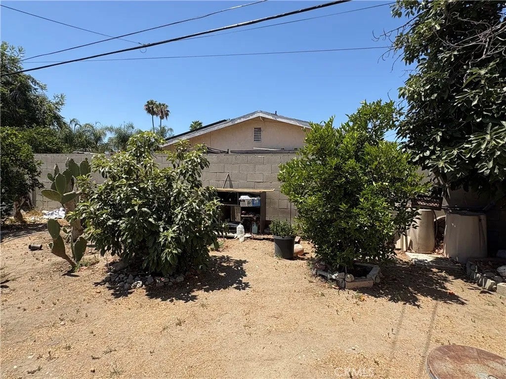 11241 De Haven Ave.