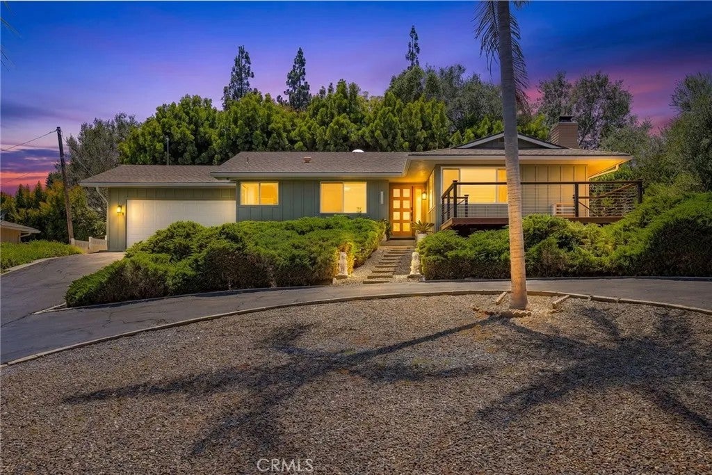 Photo of 1776 Saint Peters DR, Fallbrook, CA 92028 (MLS # SW26111349)