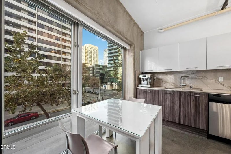 645 W 9th Street 200