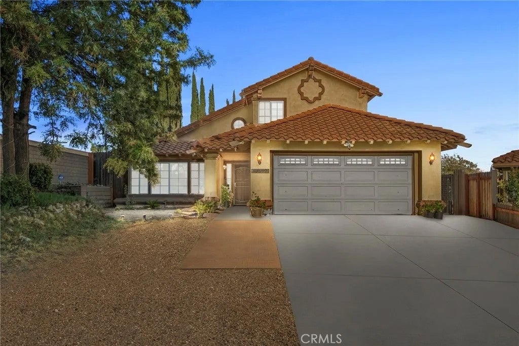 Photo of 10897 Ring AVE, Rancho Cucamonga, CA 91737 (MLS # CV26127888)
