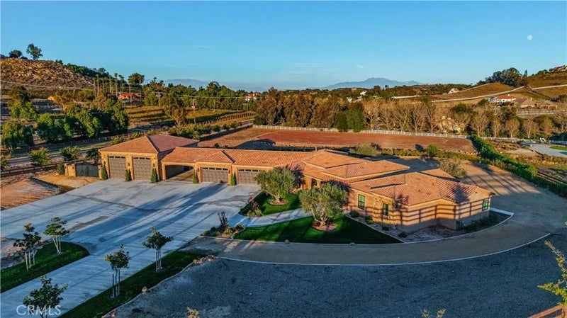 39760 Amber Court