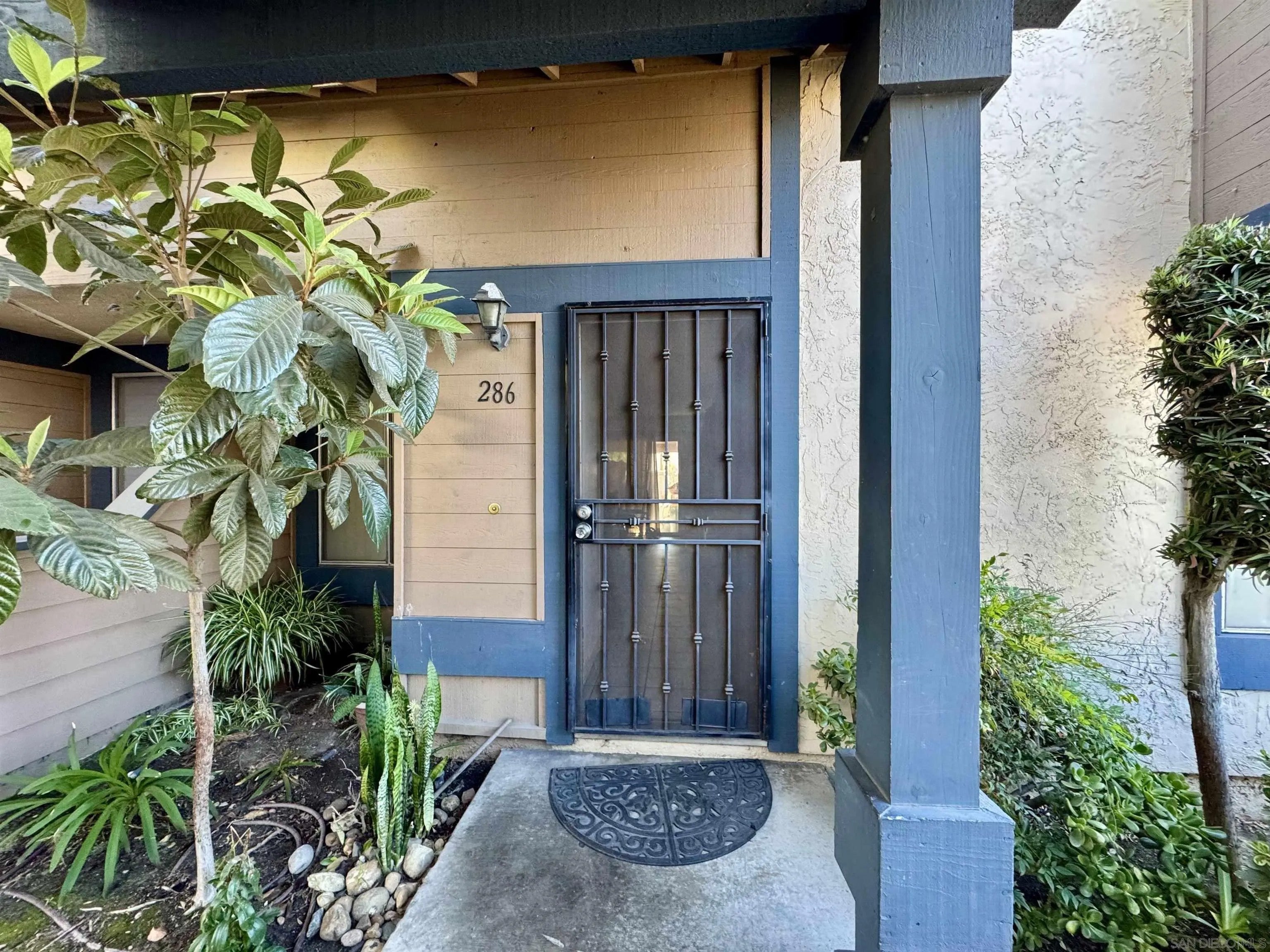 1570 Oro Vista Rd. 286