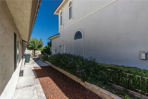 Tiny photo for 14321 Rivers Edge Rd, Helendale, CA 92342 (MLS # HD25241147)