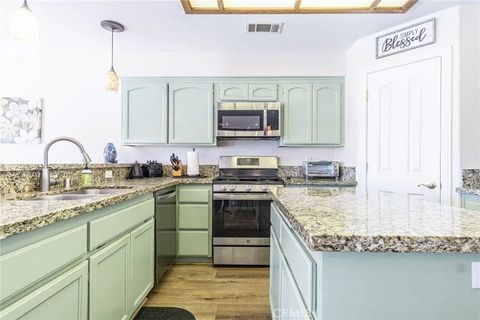 Tiny photo for 14321 Rivers Edge Rd, Helendale, CA 92342 (MLS # HD25241147)