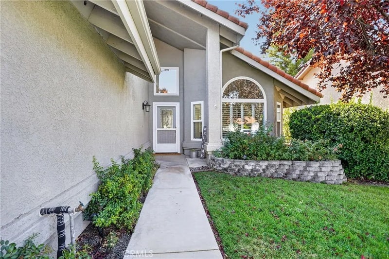 928 Saint Ann
