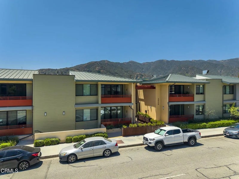 2608 Honolulu Avenue 311