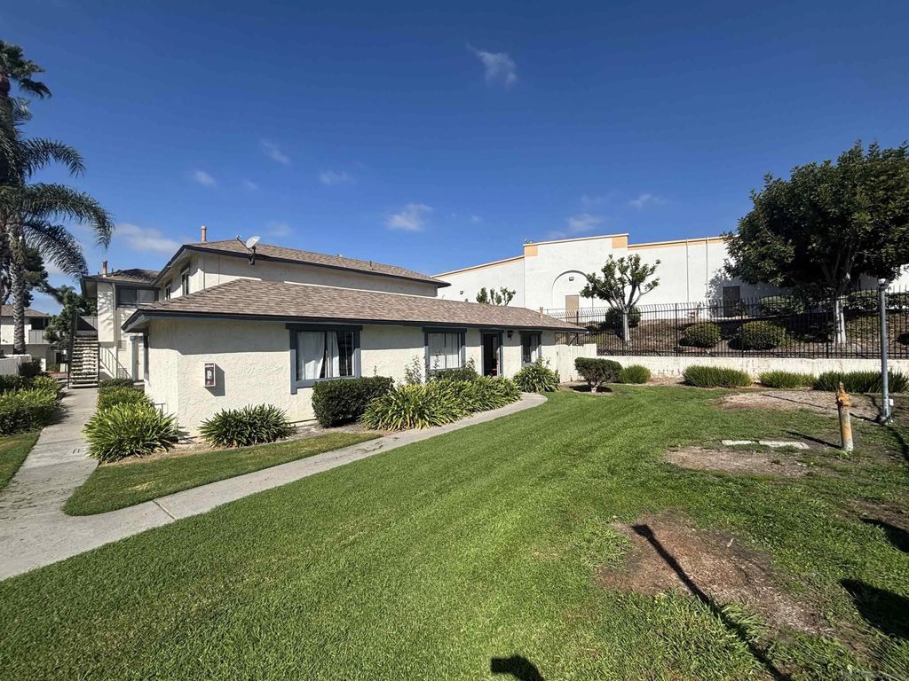 Photo of 3401 Del Este Way, Oceanside, CA 92056 (MLS # 2600335)