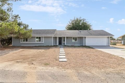 Photo of 40245 176th ST, Lake Los Angeles, CA 93591 (MLS # SR26163380)