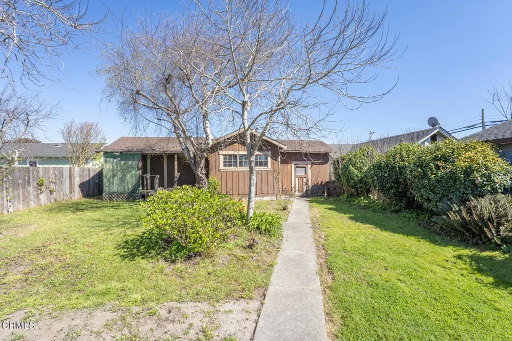 112 Morrow Street