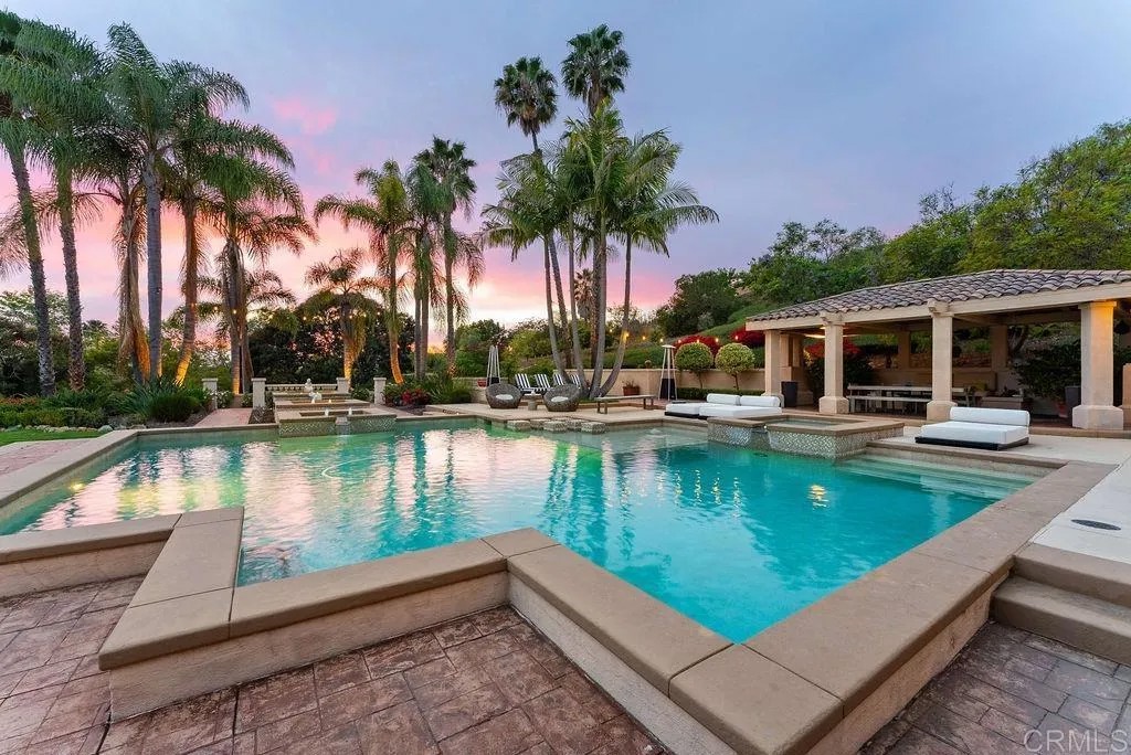 7345 Vista Rancho Ct