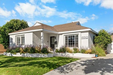 Photo of 15512 Ermanita AVE, Gardena, CA 90249 (MLS # SR26182805)