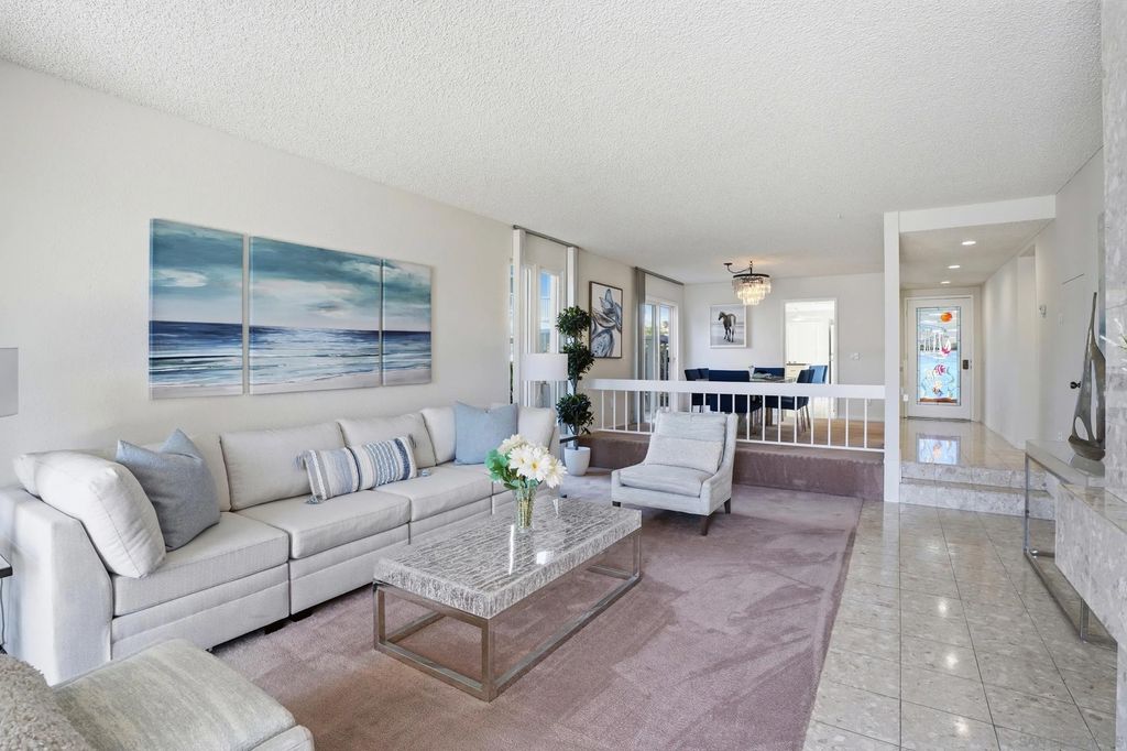 Photo of 73 Kingston Ct, Coronado, CA 92118 (MLS # 260009354)