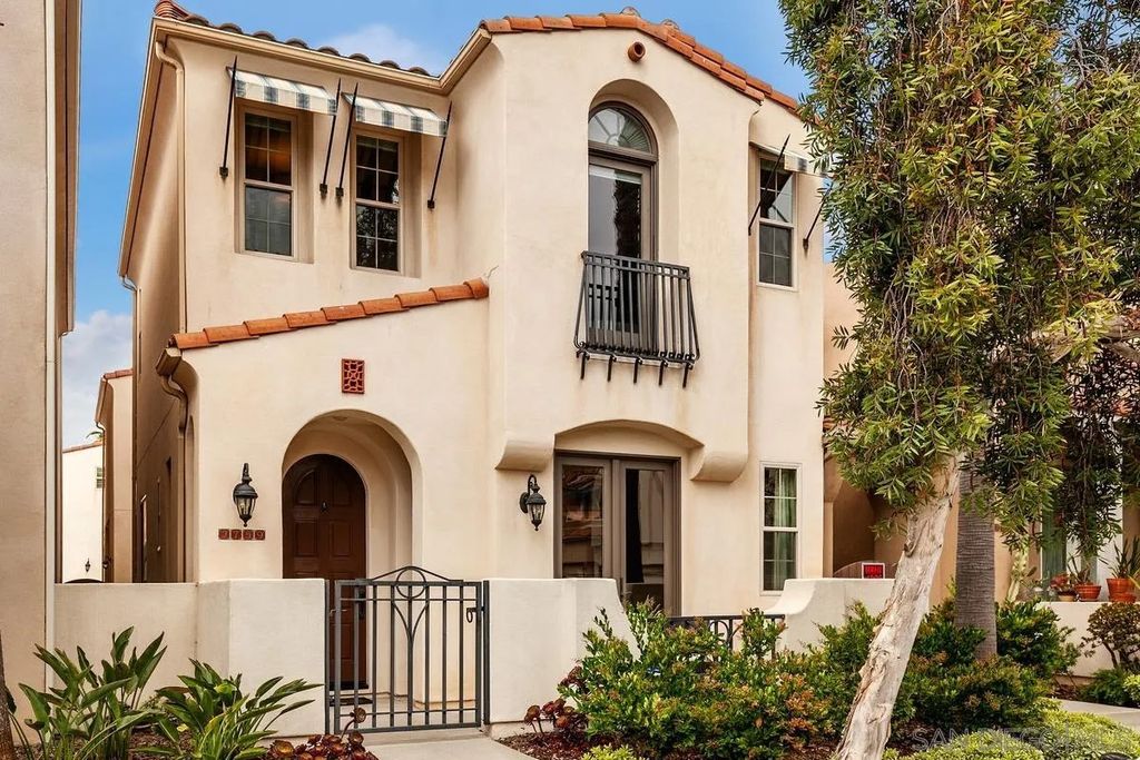 Photo of 2759 E Bainbridge Road, San Diego, CA 92106 (MLS # 260012635)