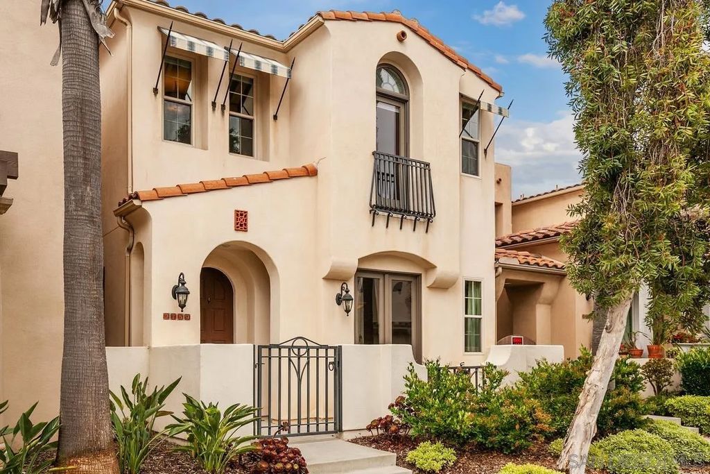 Photo of 2759 E Bainbridge Road, San Diego, CA 92106 (MLS # 260012635)
