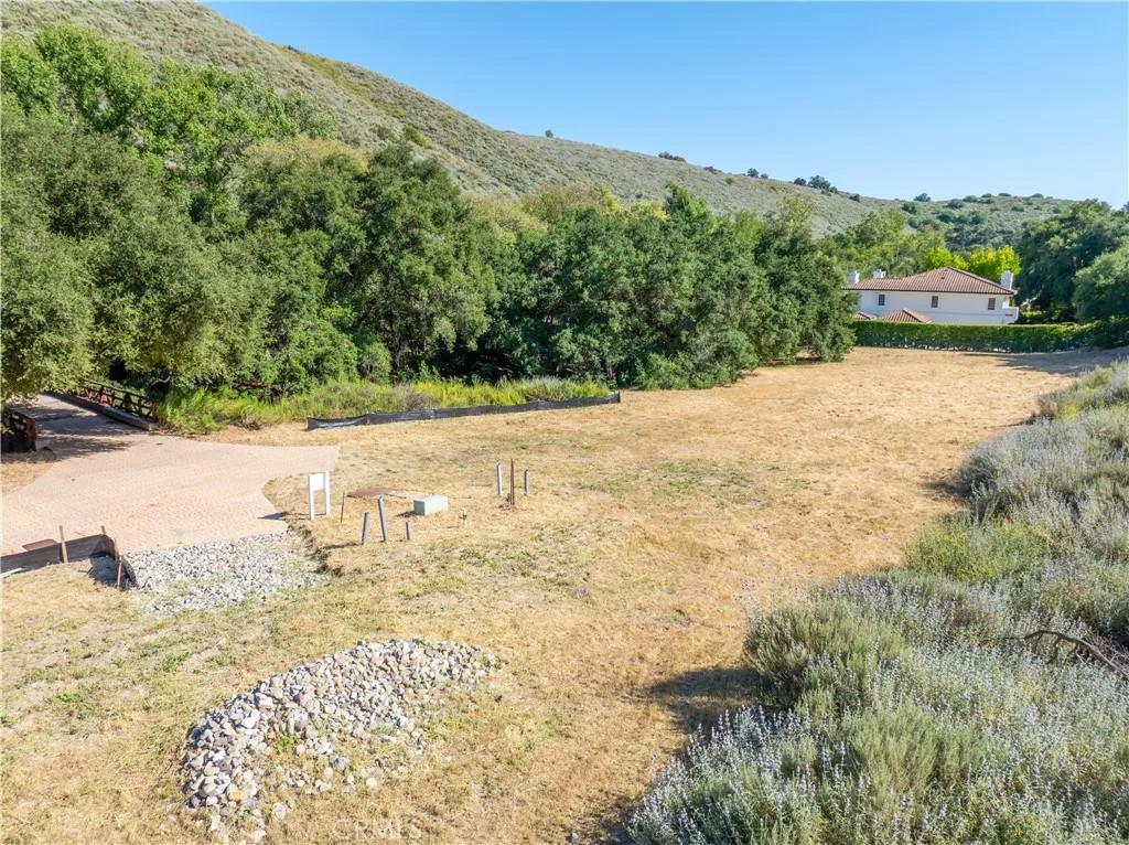 645 Lakeview Canyon