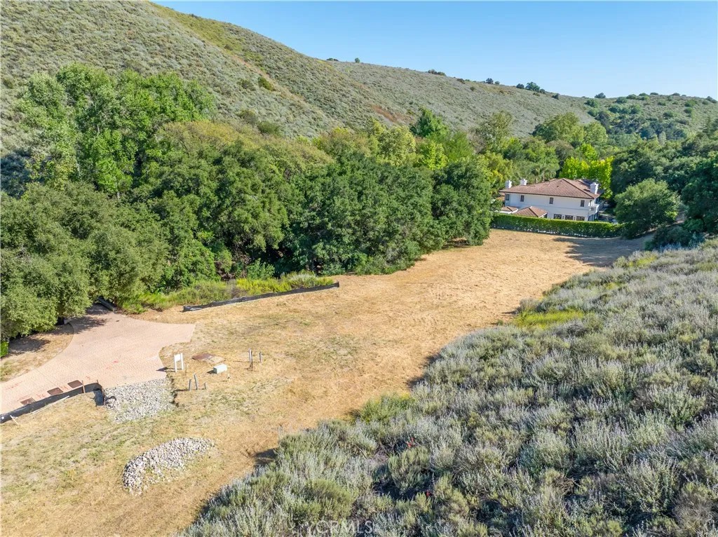 645 Lakeview Canyon