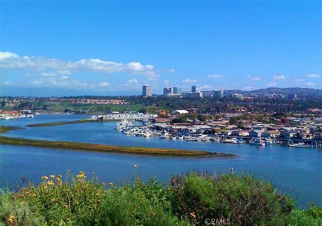 Photo of 40 Saratoga, Newport Beach, CA 92660 (MLS # NP26058854)