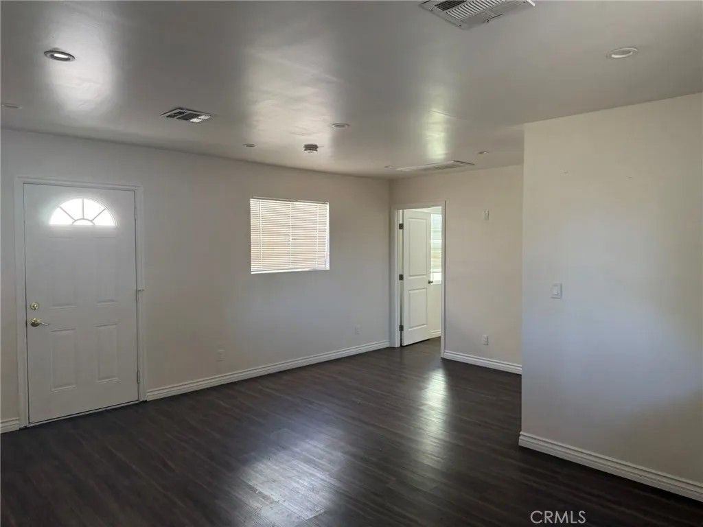 Photo of 7053 Lindley, Reseda, CA 91335 (MLS # BB26014622)