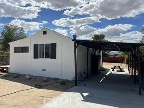 Tiny photo for 62026 Grand View Circle, Joshua Tree, CA 92252 (MLS # GD25246234)