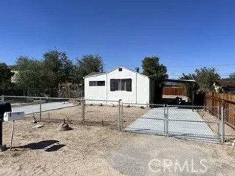 Tiny photo for 62026 Grand View Circle, Joshua Tree, CA 92252 (MLS # GD25246234)