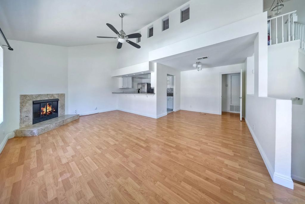 Photo of 348 Windy Ln, Vista, CA 92083 (MLS # 250044150)