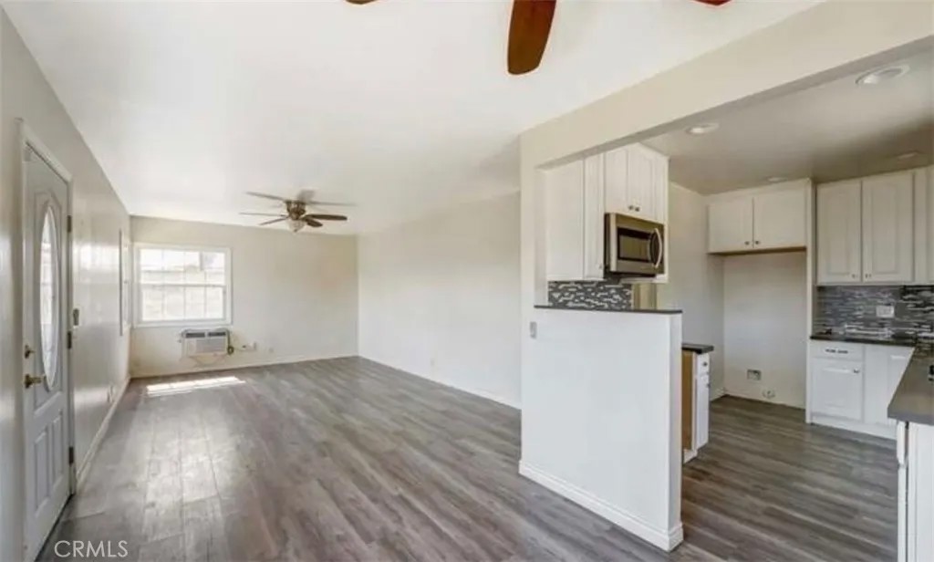 4323 Bannister