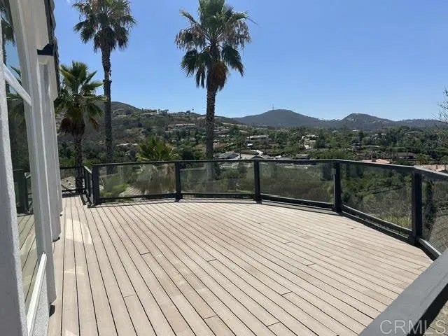 Photo of 1522 Maxwell Lane, Vista, CA 92084 (MLS # PTP2605046)