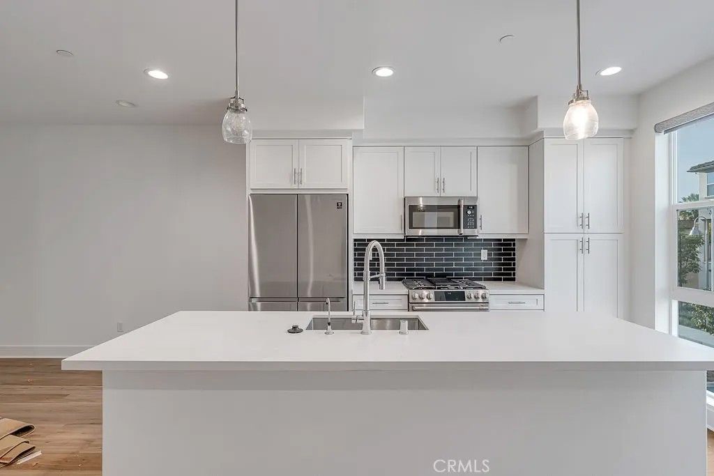 Photo of 629 S Mosaic St, Anaheim, CA 92805 (MLS # IV26018618)