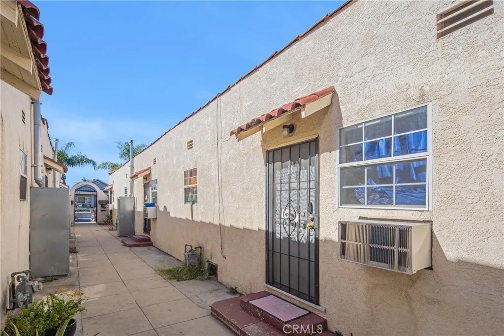 6200 Malabar