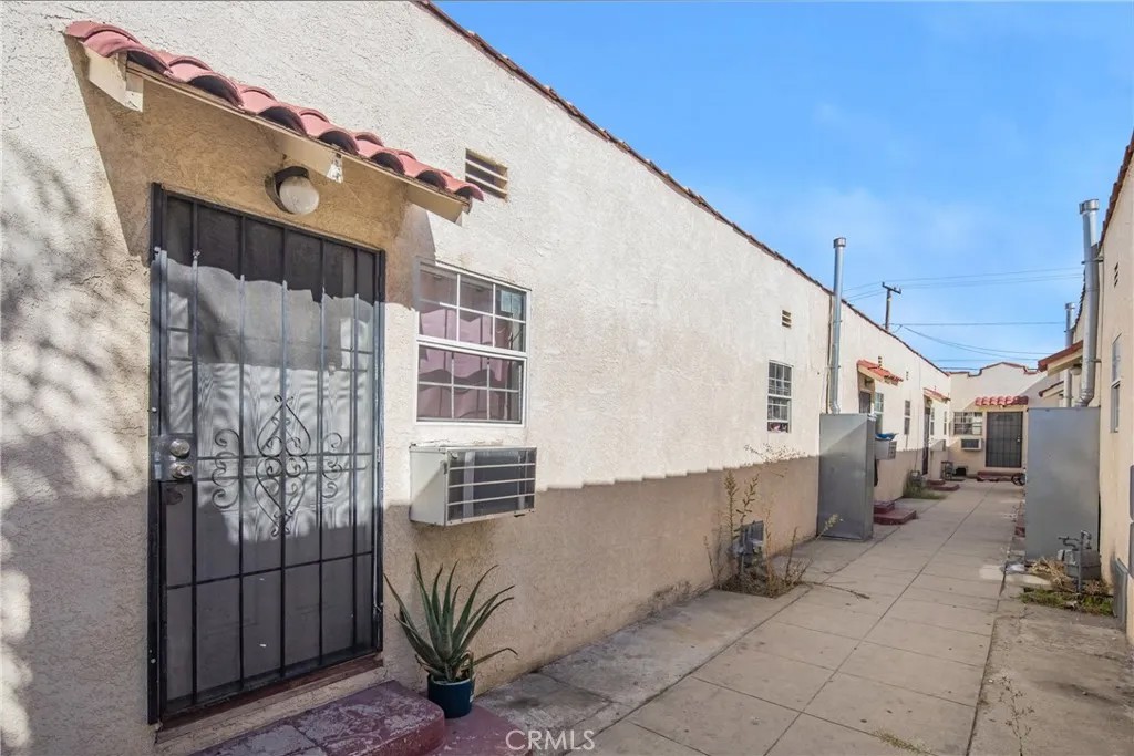 6200 Malabar