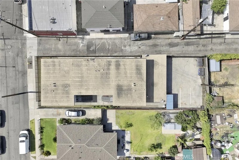 10621 San Carlos