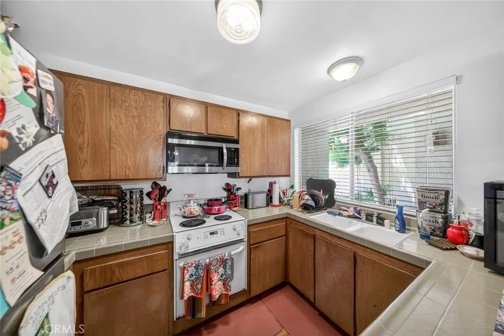 5300 Fairview