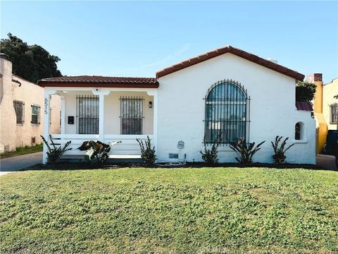 Photo of 6515 Cimarron, Los Angeles, CA 90047 (MLS # PW25273621)