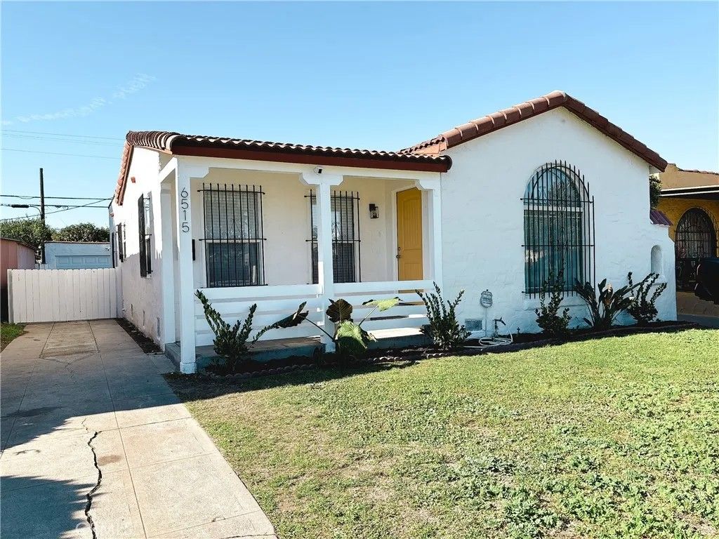 Photo of 6515 Cimarron, Los Angeles, CA 90047 (MLS # PW25273621)