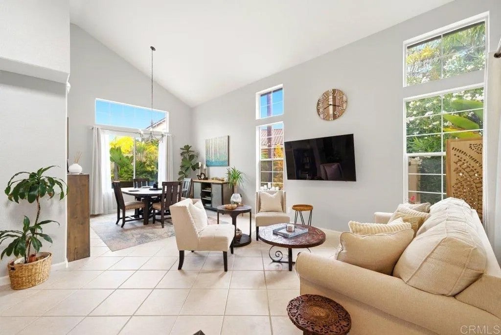 5138 Palmera Drive