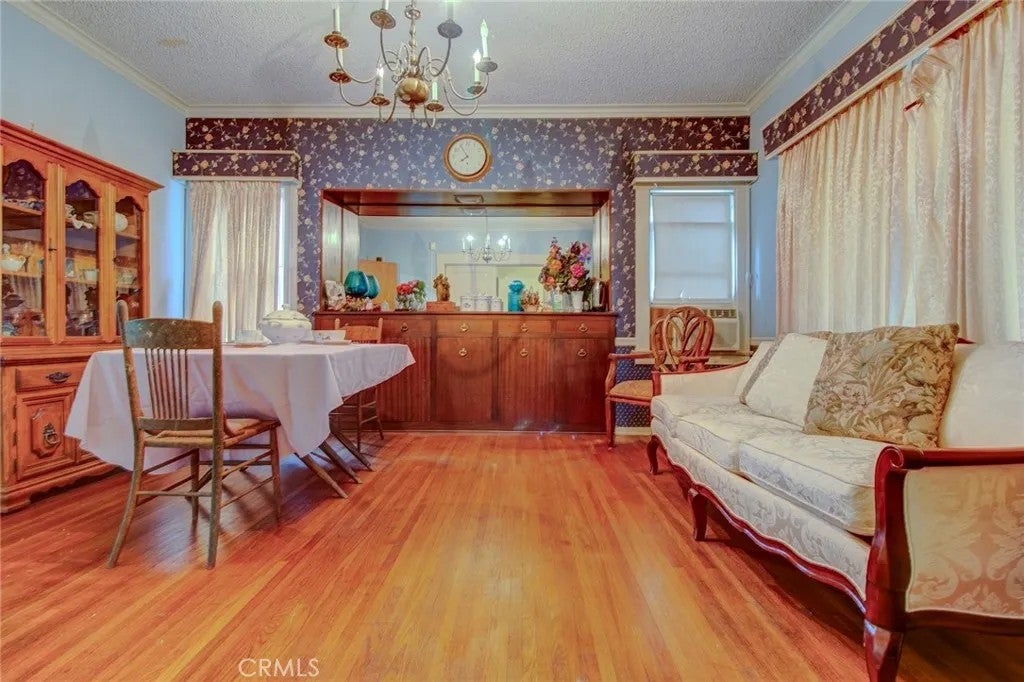 306 S Birch