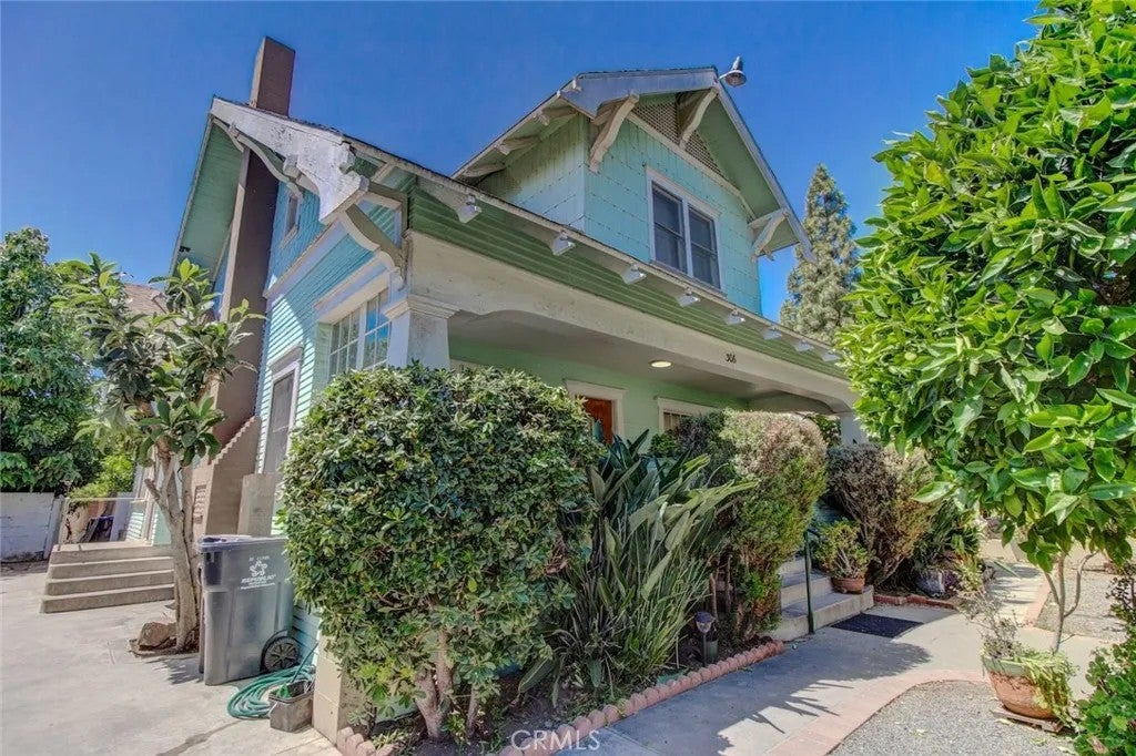 306 S Birch