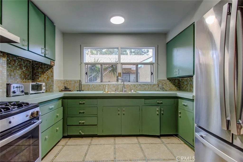 306 S Birch
