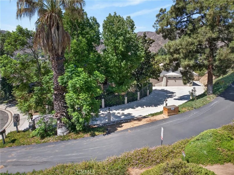 5462 Sierra Vista