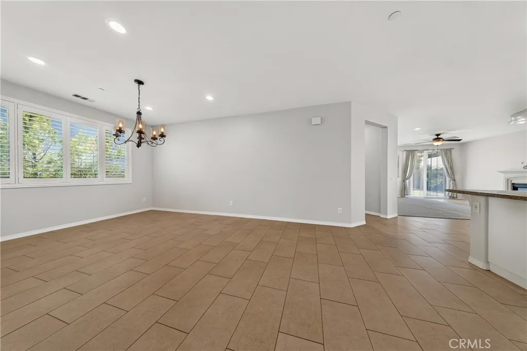 37568 River Oats Lane