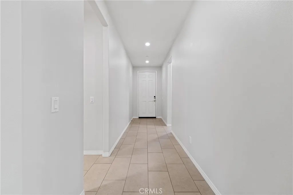 37568 River Oats Lane