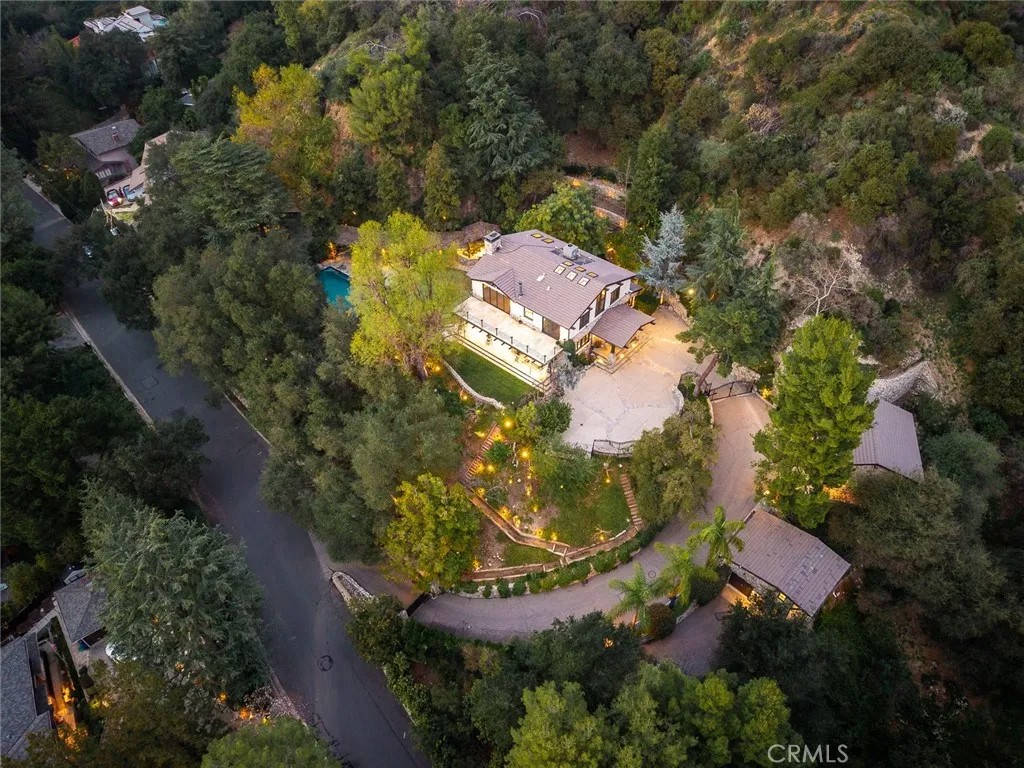 5310 Linda Vista