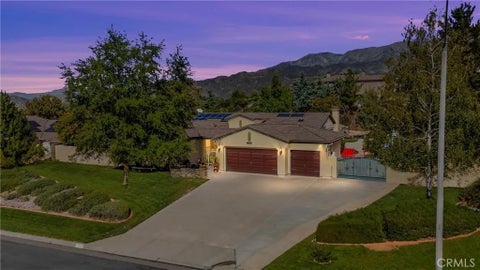 Photo of 13920 Meadow View Lane, Yucaipa, CA 92399 (MLS # IG26217174)