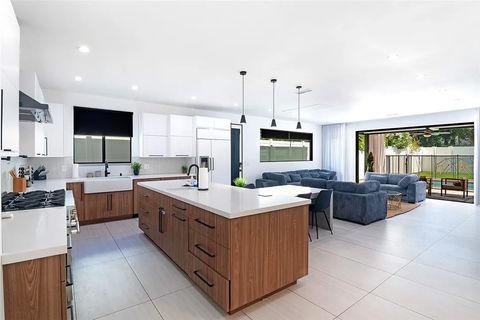 Tiny photo for 18328 Bessemer St, Tarzana, CA 91335 (MLS # SR25238455)