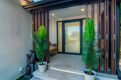 Tiny photo for 18328 Bessemer St, Tarzana, CA 91335 (MLS # SR25238455)
